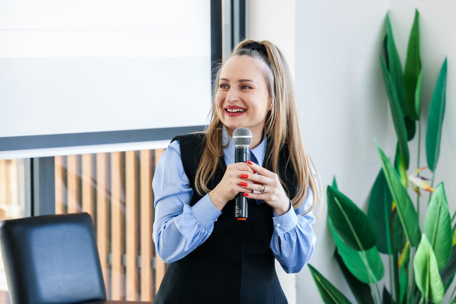 Ludmila Scherrens de Global Human Ressources